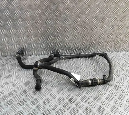 BMW X7 G07 Engine coolant pipe/hose 8592631 8582020