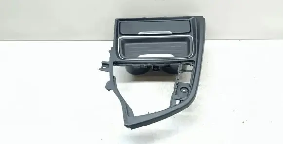 BMW 3 F30 F35 F31 Cup holder 9218926 51169218926