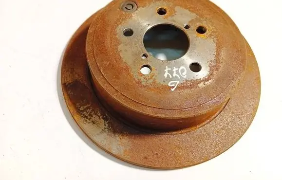 Subaru Outback Rear brake disc neventiliuojamas