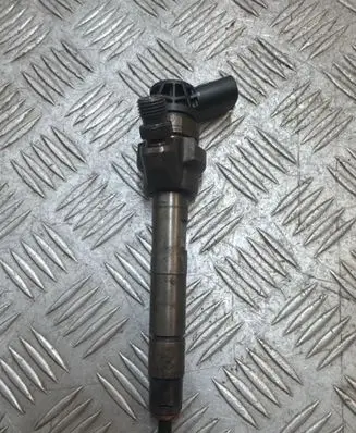BMW 3 F30 F35 F31 Fuel injector 0445110382