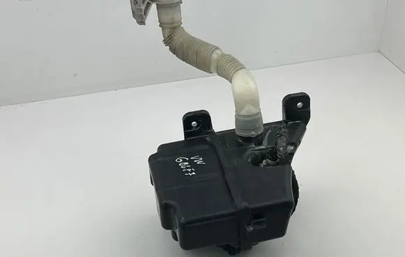 Volkswagen Golf VII Windshield washer fluid reservoir/tank 5G0955453