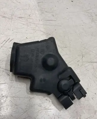 Opel Grandland X Other engine bay part 9807896180