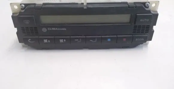 Volkswagen Golf IV Climate control unit