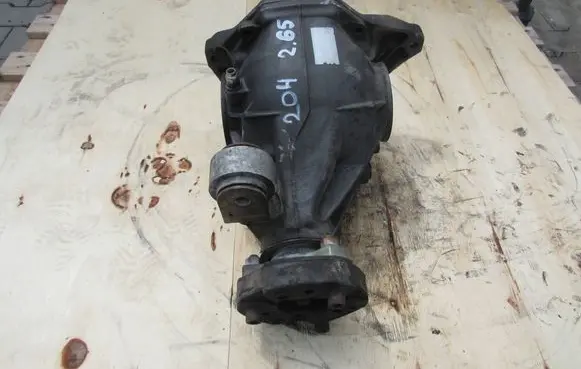 Mercedes-Benz C W204 Rear differential A2043503304MERC1 2043503304