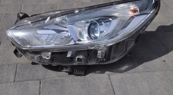 Ford S-MAX Headlight/headlamp