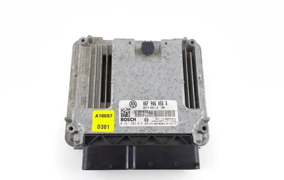 Skoda Octavia Mk3 (5E) Engine control unit/module 06F906056R 0261S02018 06F906056