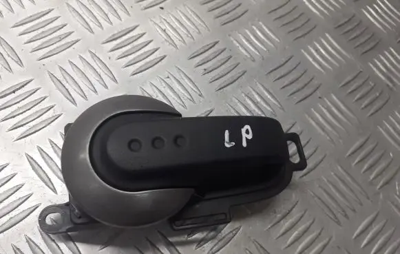 Nissan Note (E11) Front door interior handle 5010800006