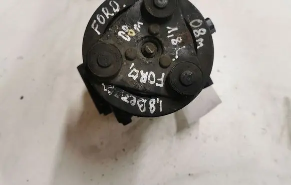 Ford Focus Air conditioning (A/C) compressor (pump) 3M5HAF