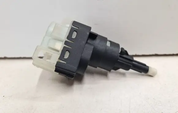 Audi A6 S6 C5 4B Brake pedal sensor switch