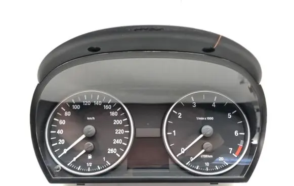 Speedometer (instrument cluster)
