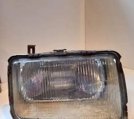 Ford Sierra Headlight/headlamp 12658600RE