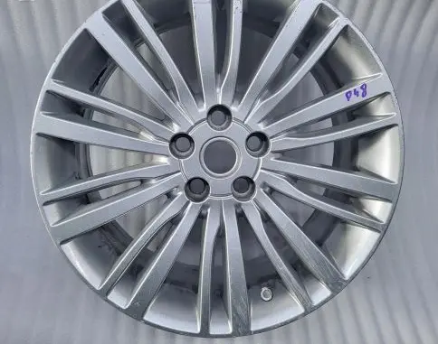 Land Rover Discovery 5 R20 alloy rim 