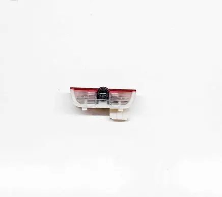 Volkswagen PASSAT B8 Front door interior light 