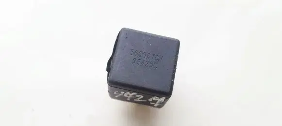 Volkswagen Golf IV Other relay 5606707 95425c