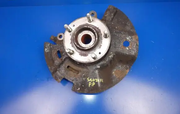 Hyundai Grand Santa Fe NC Front wheel hub