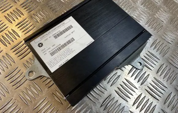 Jeep Compass Sound amplifier 05064141AL 5404504Z01 TE1AA3400E0036