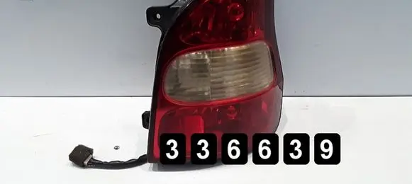KIA Sedona Rear/tail lights