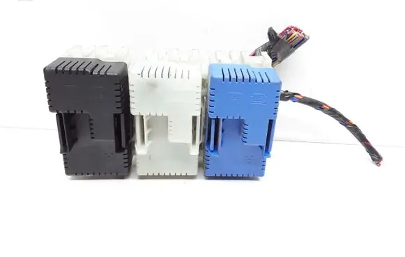 Volvo XC70 Fuse module