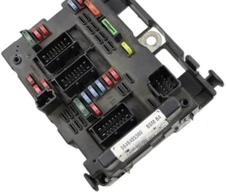 Peugeot 206 Fuse module 9646405380
