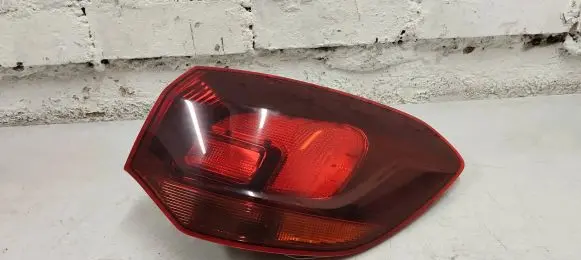 Opel Astra J Rear/tail lights 13314051 122225102587
