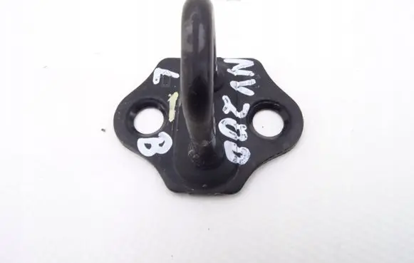 Nissan NV200 Sliding door lock loop/hook striker NISSAN_NV200_RYGIEL_DRZWI_PRZESUWNYCH