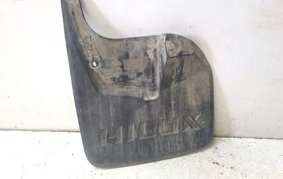 Toyota Hilux (AN120, AN130) Front mudguard 766220K160