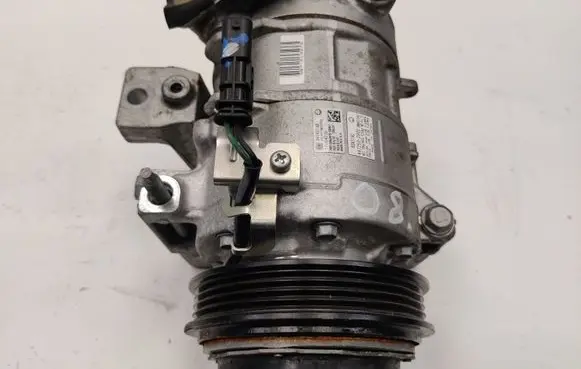 Chevrolet Camaro Air conditioning (A/C) compressor (pump) 84243130