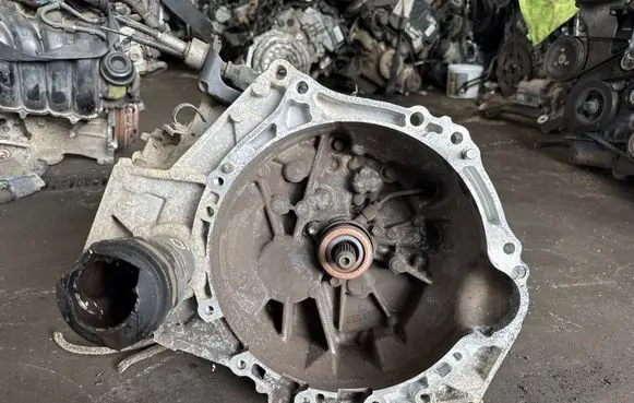 Toyota Avensis T250 Manual 5 speed gearbox 12JTRX