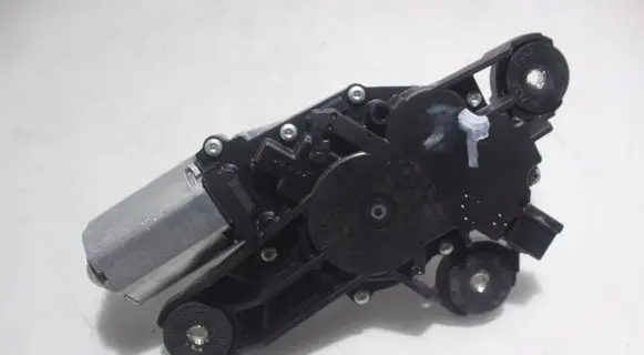 Ford Focus Rear window wiper motor 0390201205