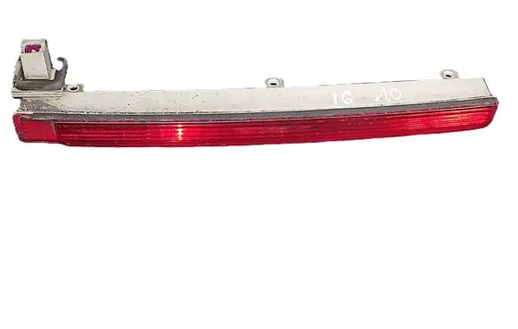 Mercedes-Benz E W211 Third/center stoplight A2118200256 2DA008625