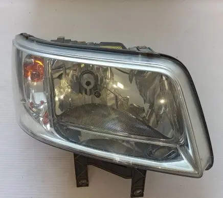 Volkswagen Transporter - Caravelle T5 Headlight/headlamp 7H1941016J 13661367 0301191302