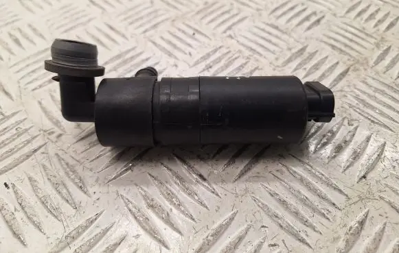Toyota Avensis T250 Headlight washer pump 8528002021 8528002020