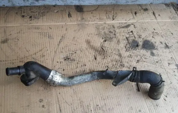 Ford Focus Engine coolant pipe/hose