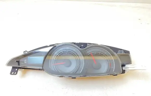 Toyota Verso Speedometer (instrument cluster) 838000F170 MB2574500537