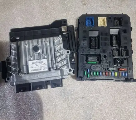 Peugeot 407 Engine ECU kit and lock set 9663612380 R0413C006A 9663548180