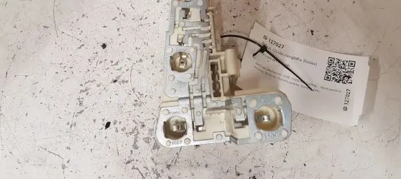 BMW 3 E90 E91 Tail light bulb cover holder 6937473