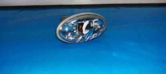 Citroen C5 Front fender indicator light