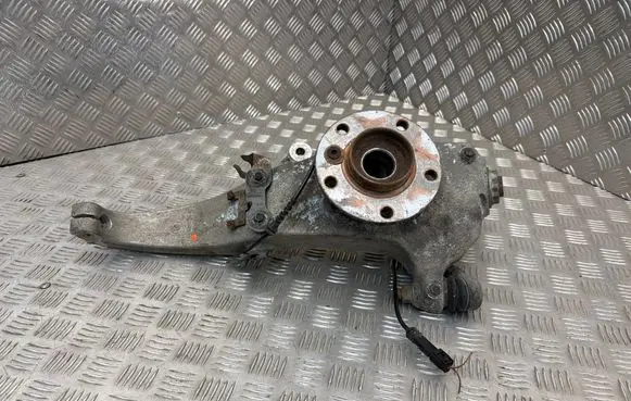 BMW 5 F10 F11 Front wheel hub 