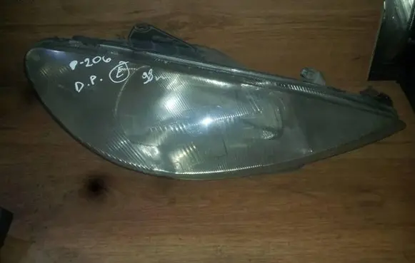 Peugeot 206 Headlight/headlamp