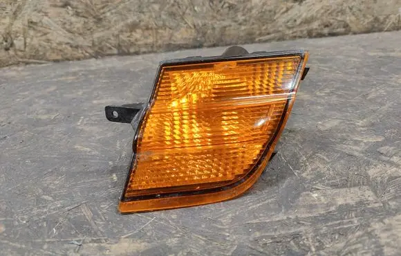 Nissan Micra Front indicator light 89027935
