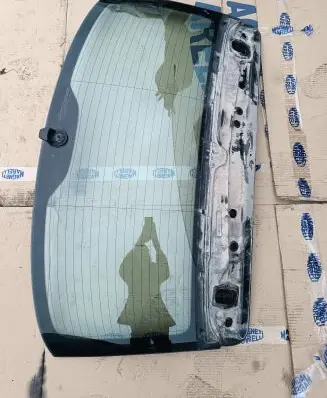 BMW 3 F30 F35 F31 Opening tailgate glass 43R00050