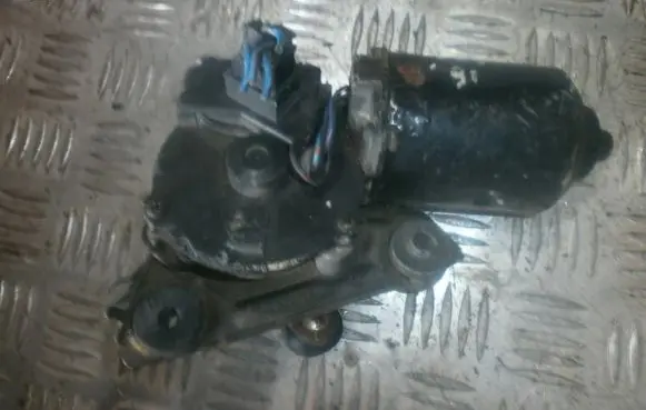 Mazda 323 Wiper motor