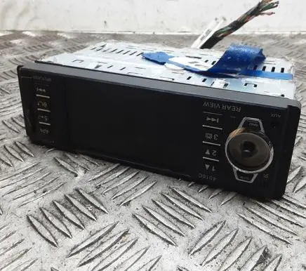 Radio/CD/DVD/GPS head unit
