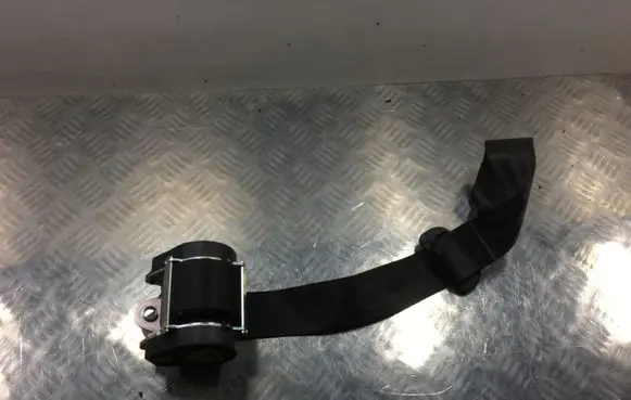 Volkswagen Golf VII Rear seatbelt 621102200