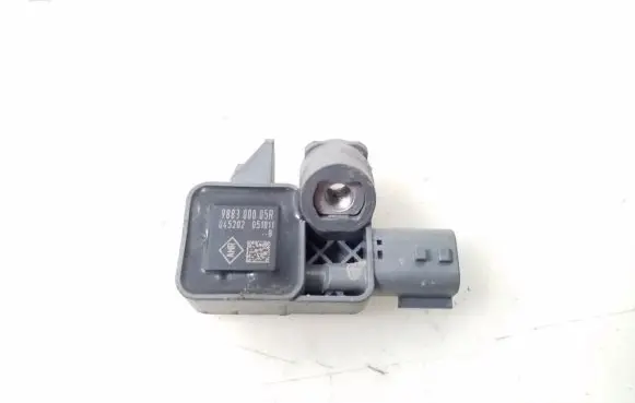 Renault Latitude (L70) Airbag deployment crash/impact sensor 988300005R