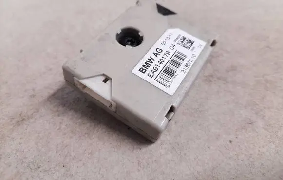 BMW 5 F10 F11 Antenna control unit EA914017904 21367510