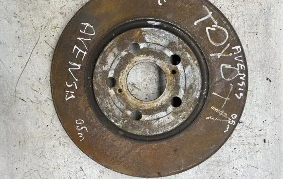 Toyota Avensis T250 Front brake disc