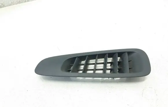 Mercedes-Benz Vito Viano W639 Dashboard air vent grill cover trim A6398310060 6398310060