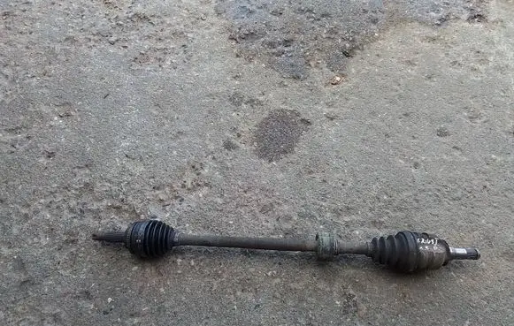 Toyota Prius (XW10) Front driveshaft