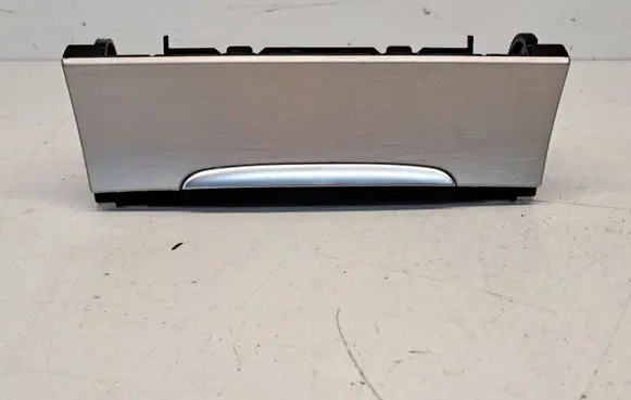 Volkswagen PASSAT B6 Ashtray (front) 3C08632843C0857961